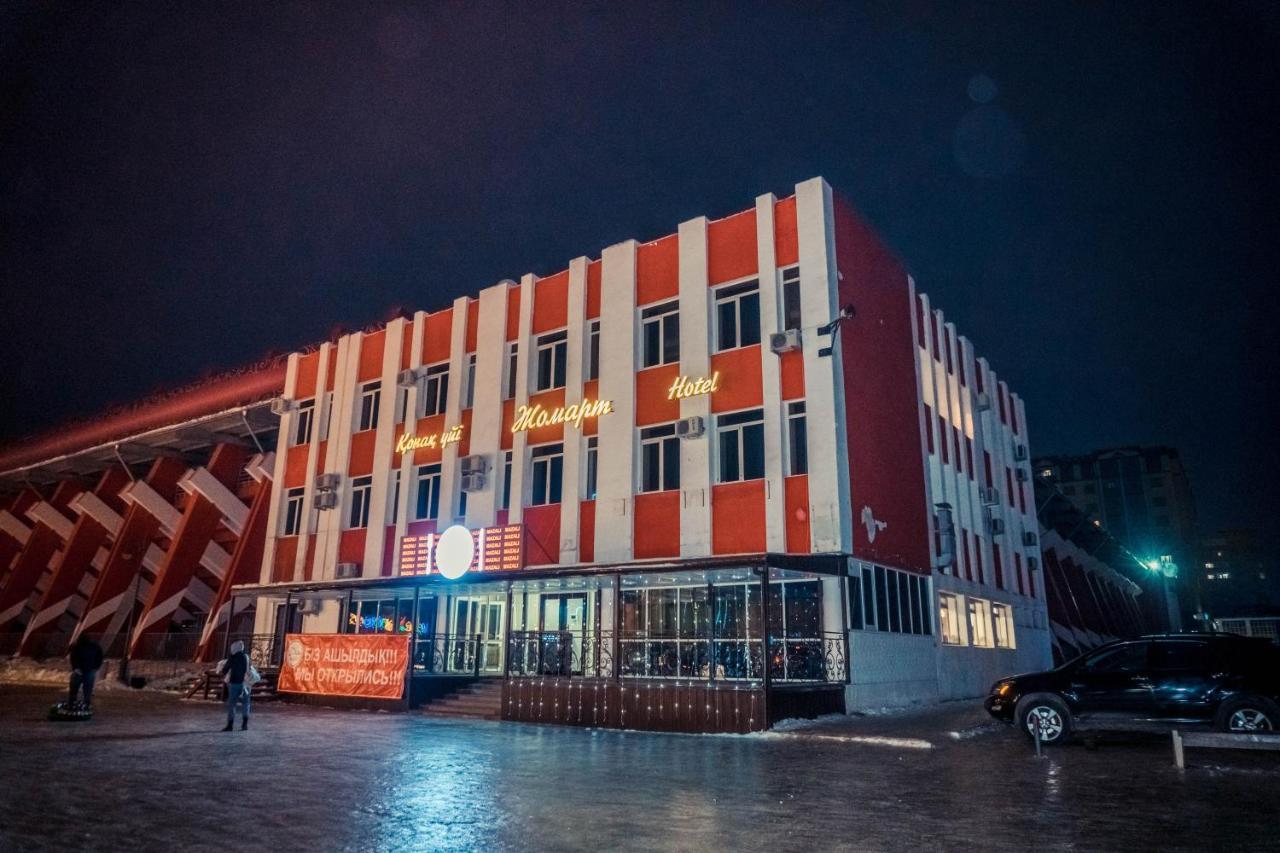 Жомарт Hotel Aktobe Exterior photo